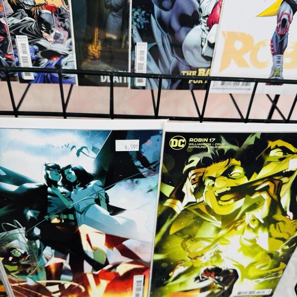 Robin 12-17 & 14-17 Variant Covers Tim Drake Robin 1 Lot Shadow War - Picture 5 of 7